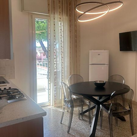 Cv006 - Cervia, Elegante Bilocale Con Aria Condizionata Lägenhet Exteriör bild
